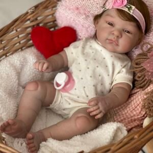 Boneca Reborn Sarah (Olhos Castanho Claro) *Encomenda*